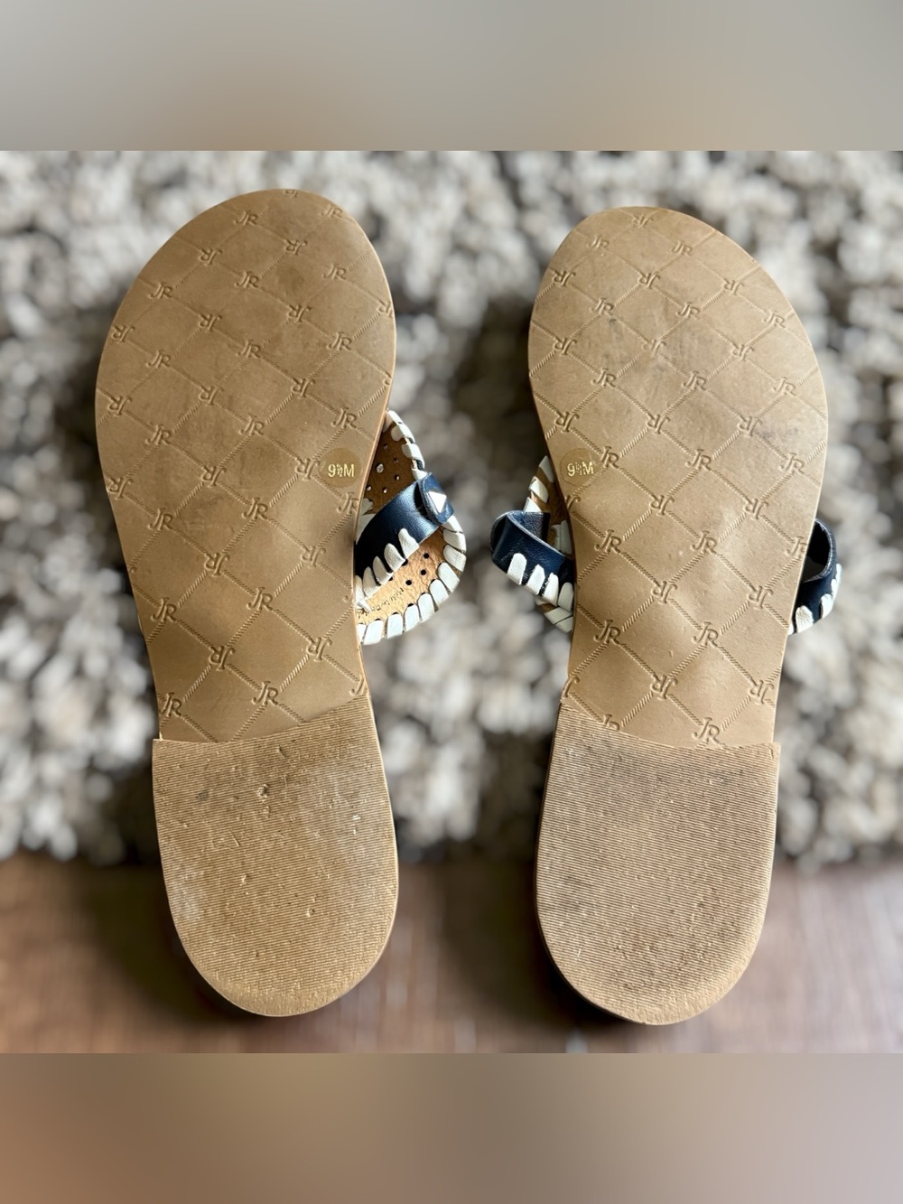 JACK ROGERS Georgia Sandal Navy and White Daisy Thong Sandals Size 9.5 Women - Picture 9 of 11